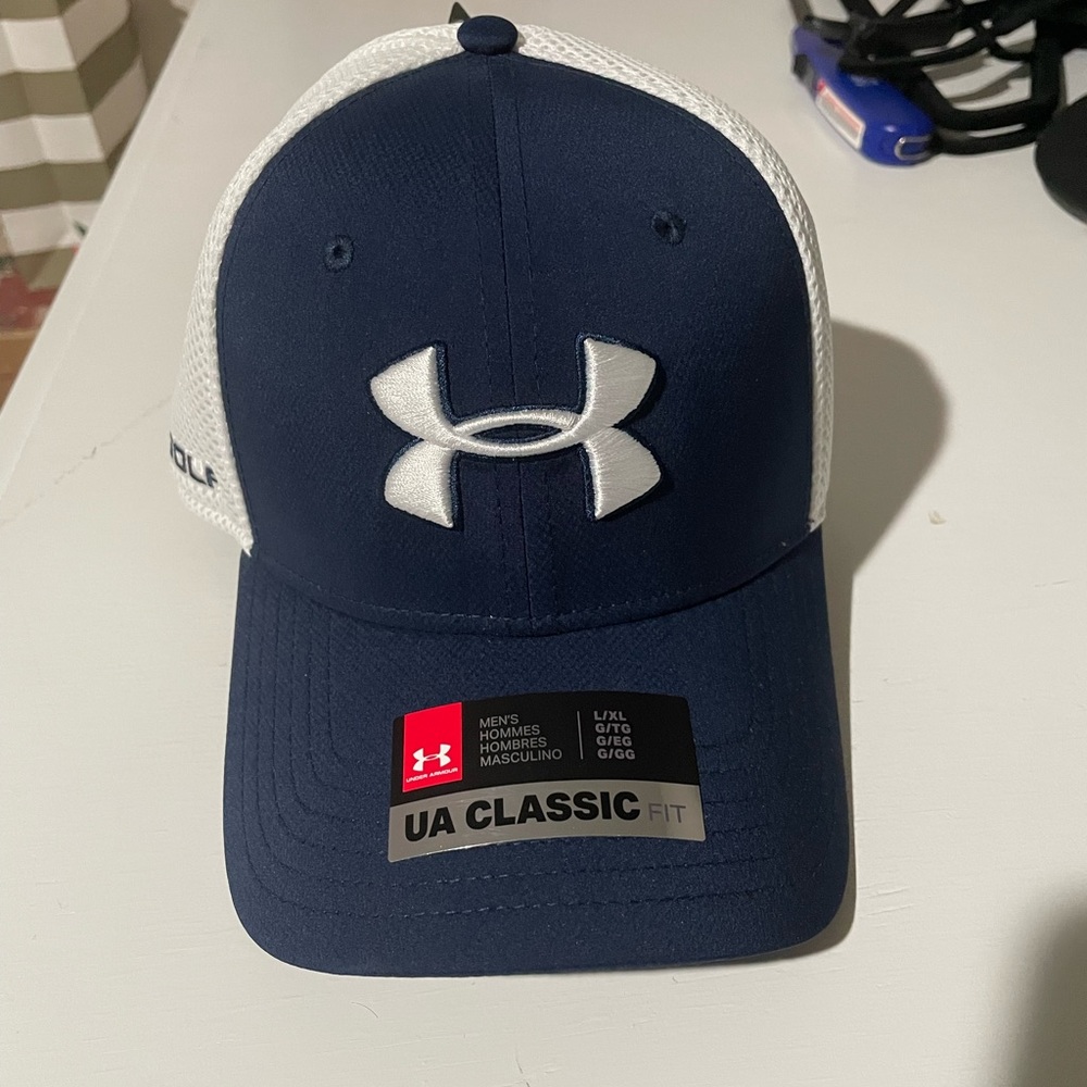 Under amour fitted hat